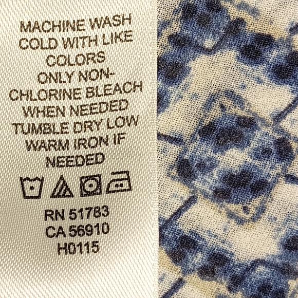 Maurice's EUC Women's Blouse, Size Small, Sheer Navy & White Diamond Pattern - Picture 7 of 8